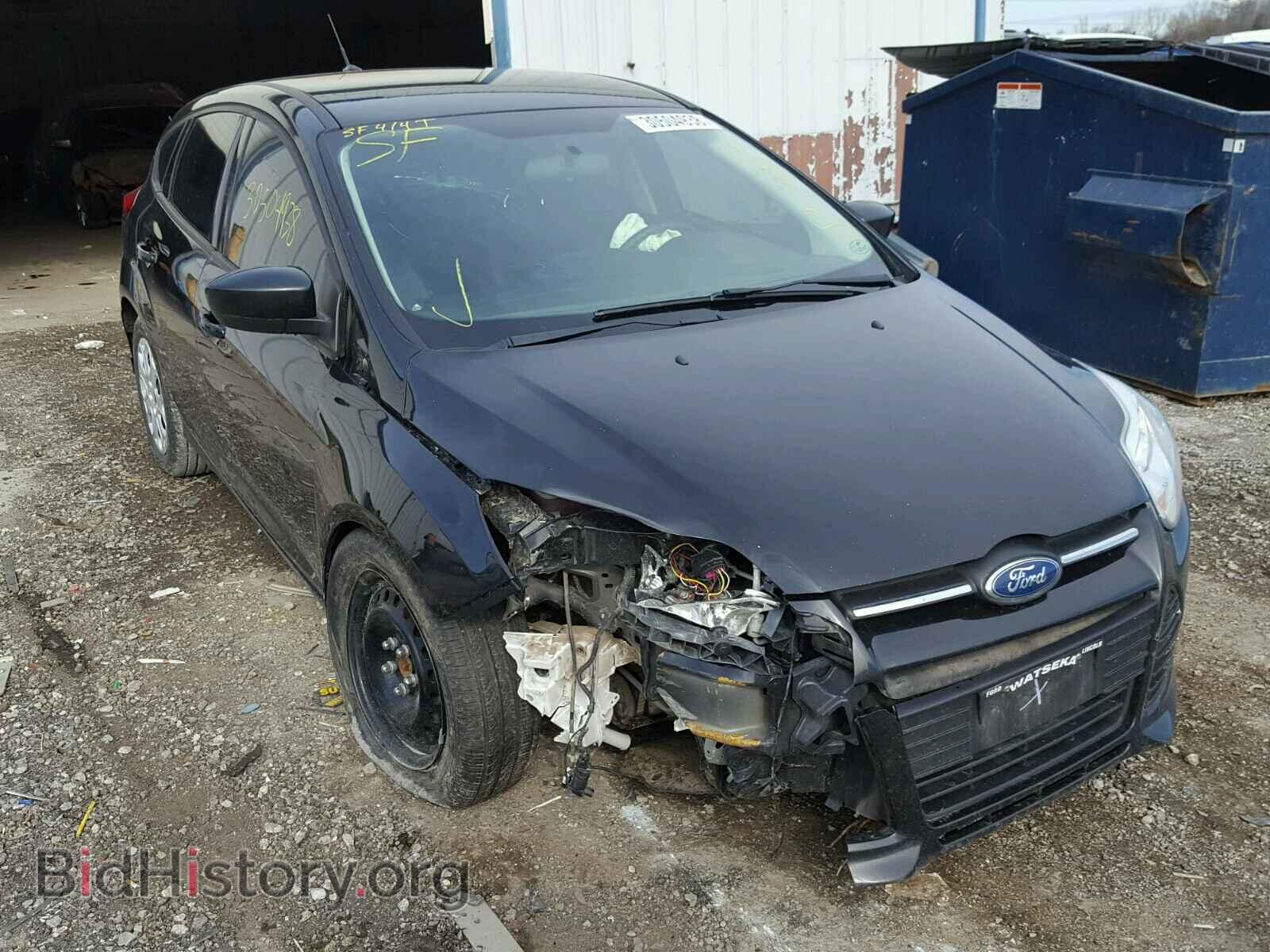 Photo 1FAHP3K29CL288432 - FORD FOCUS 2012