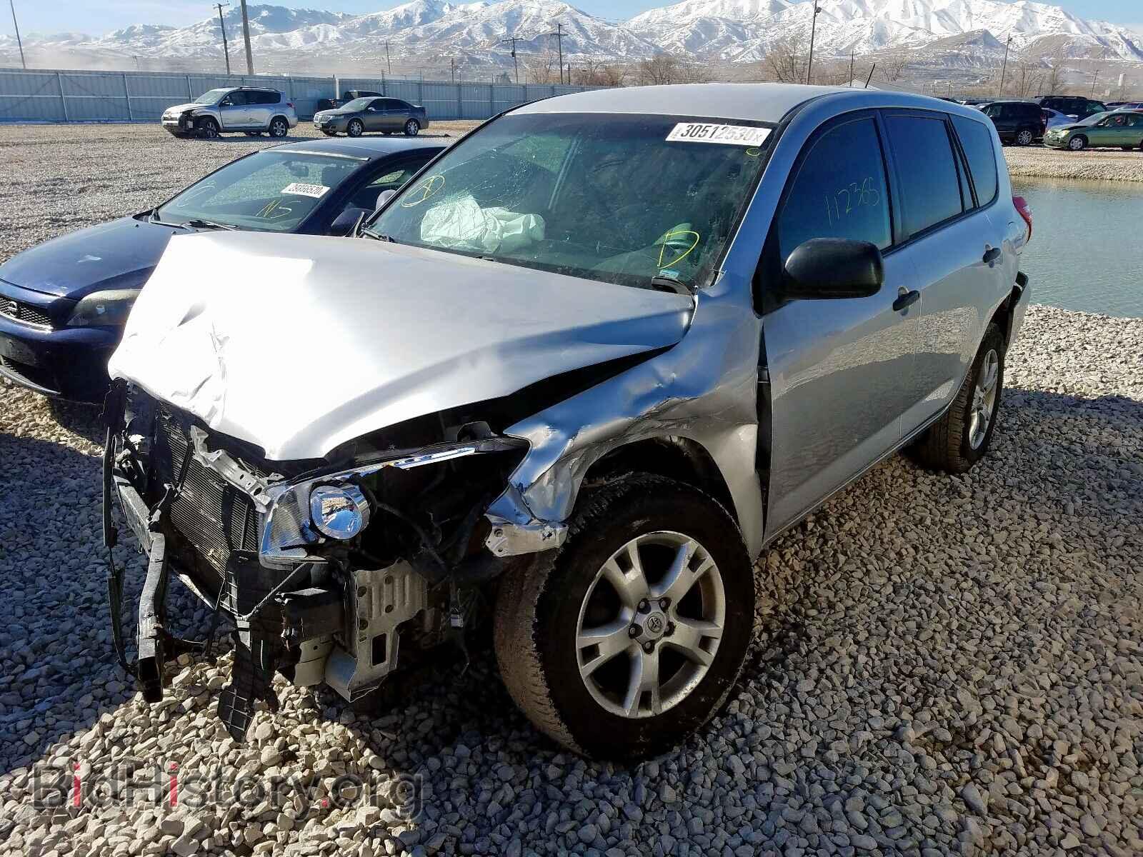 2011 TOYOTA RAV4 - VIN: 2T3BF4DV4BW097576 - Фото 2