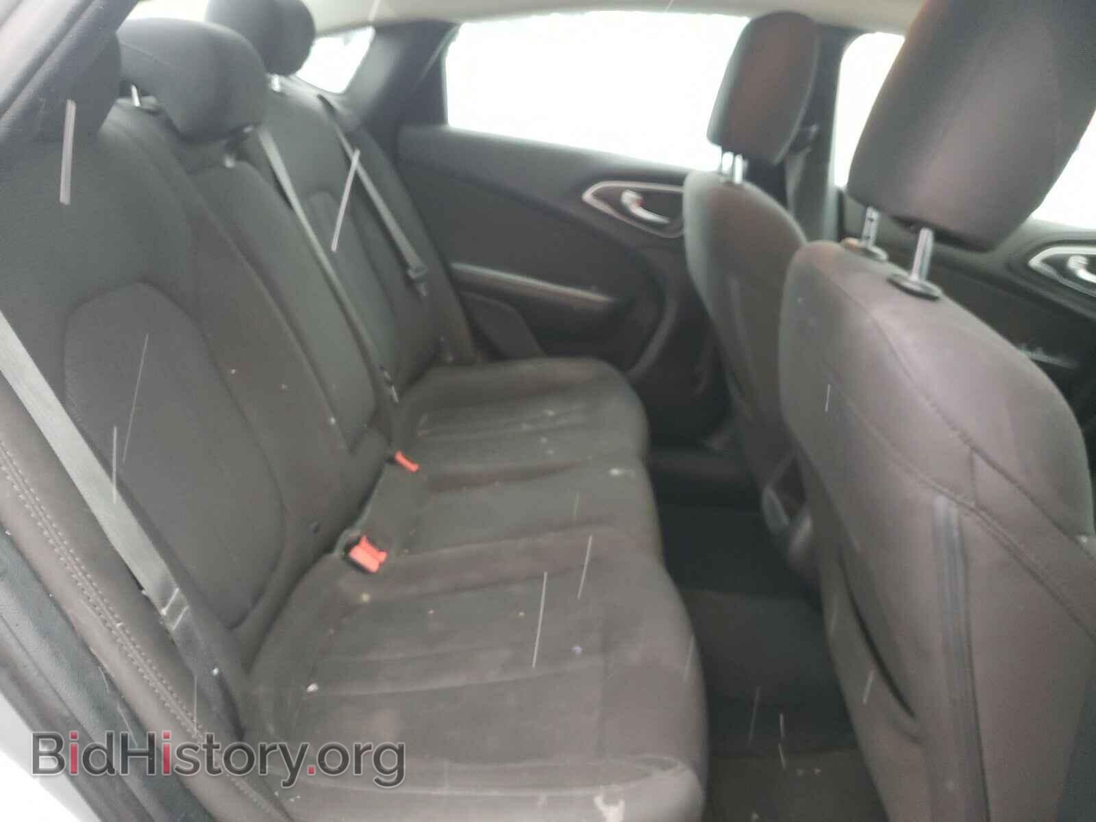 2015 CHRYSLER 200 - VIN: 1C3CCCAB1FN539829 - Фото 6