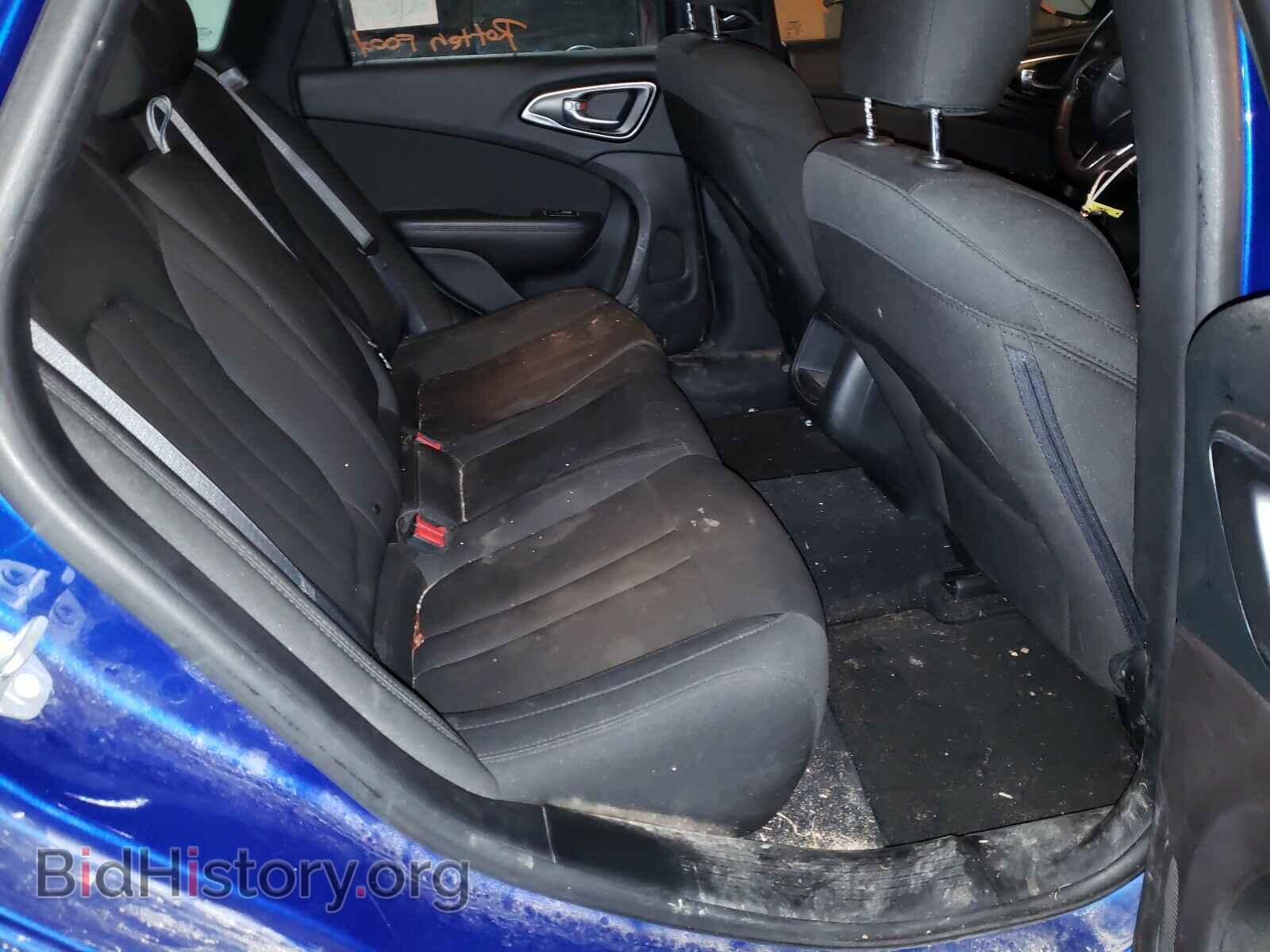 2016 CHRYSLER 200 - VIN: 1C3CCCAB1GN158144 - Фото 6
