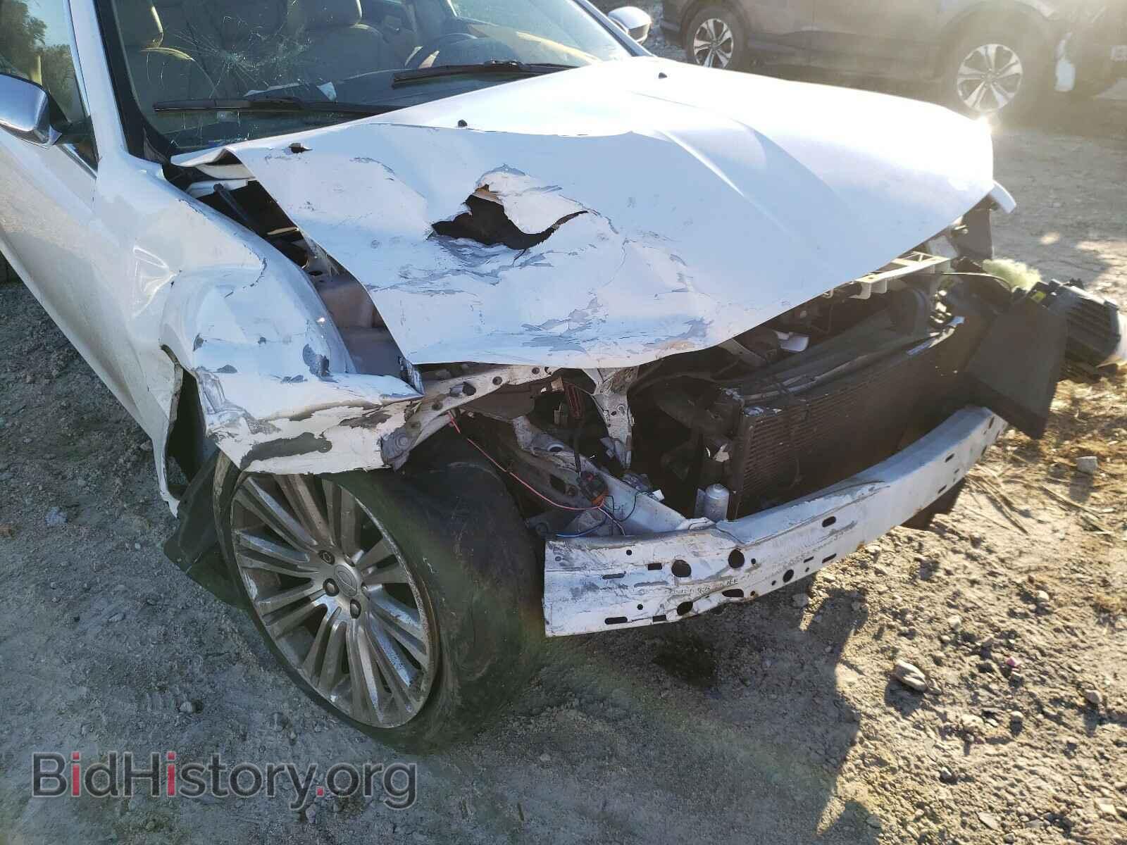 2011 CHRYSLER 300 - VIN: 2C3CA5CG2BH592066 - Фото 9