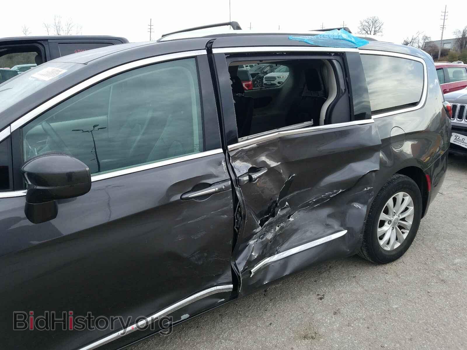 2018 CHRYSLER PACIFICA - VIN: 2C4RC1BG4JR210882 - Фото 9