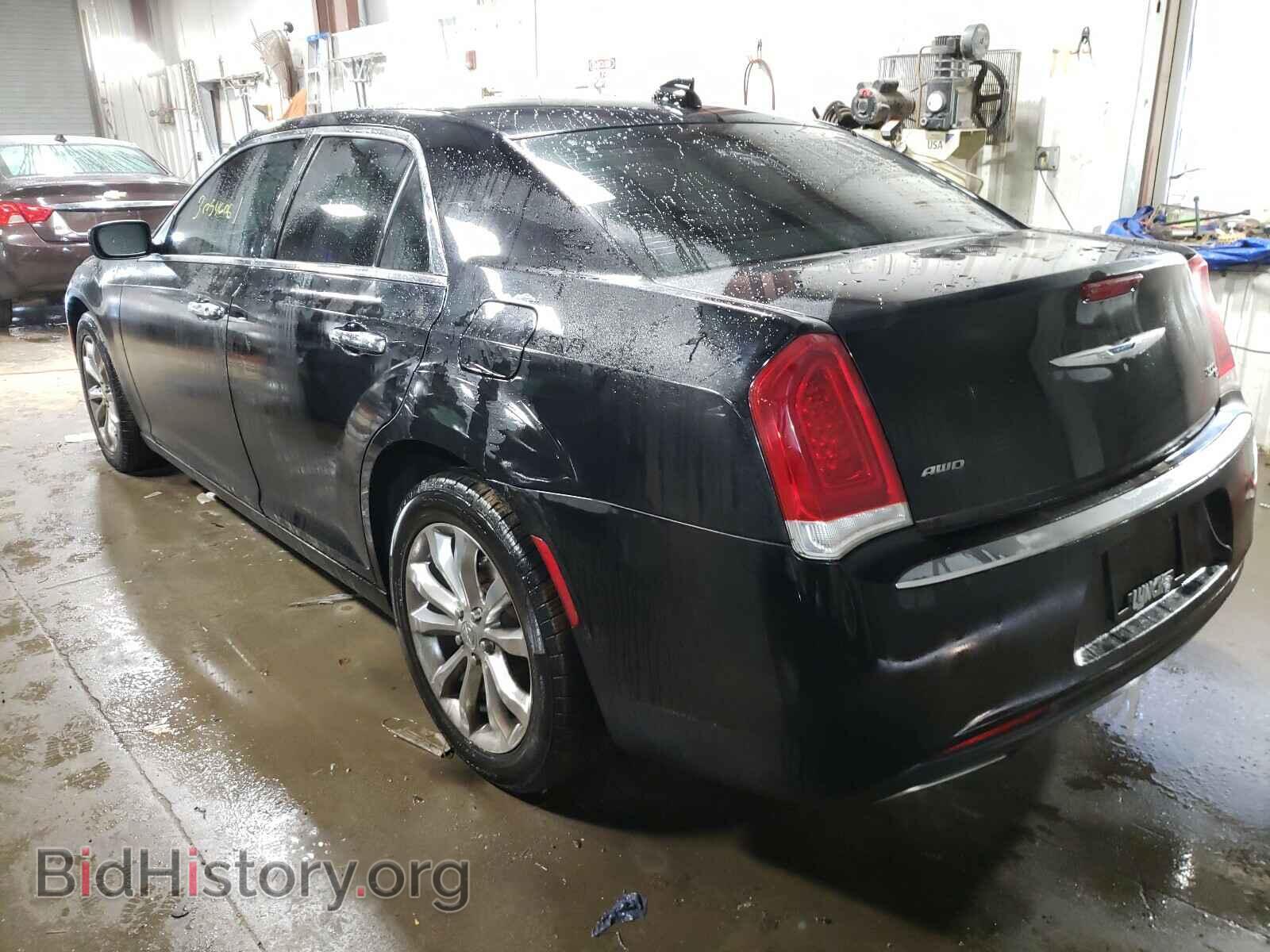 2016 CHRYSLER 300 - VIN: 2C3CCAKG4GH191047 - Фото 3