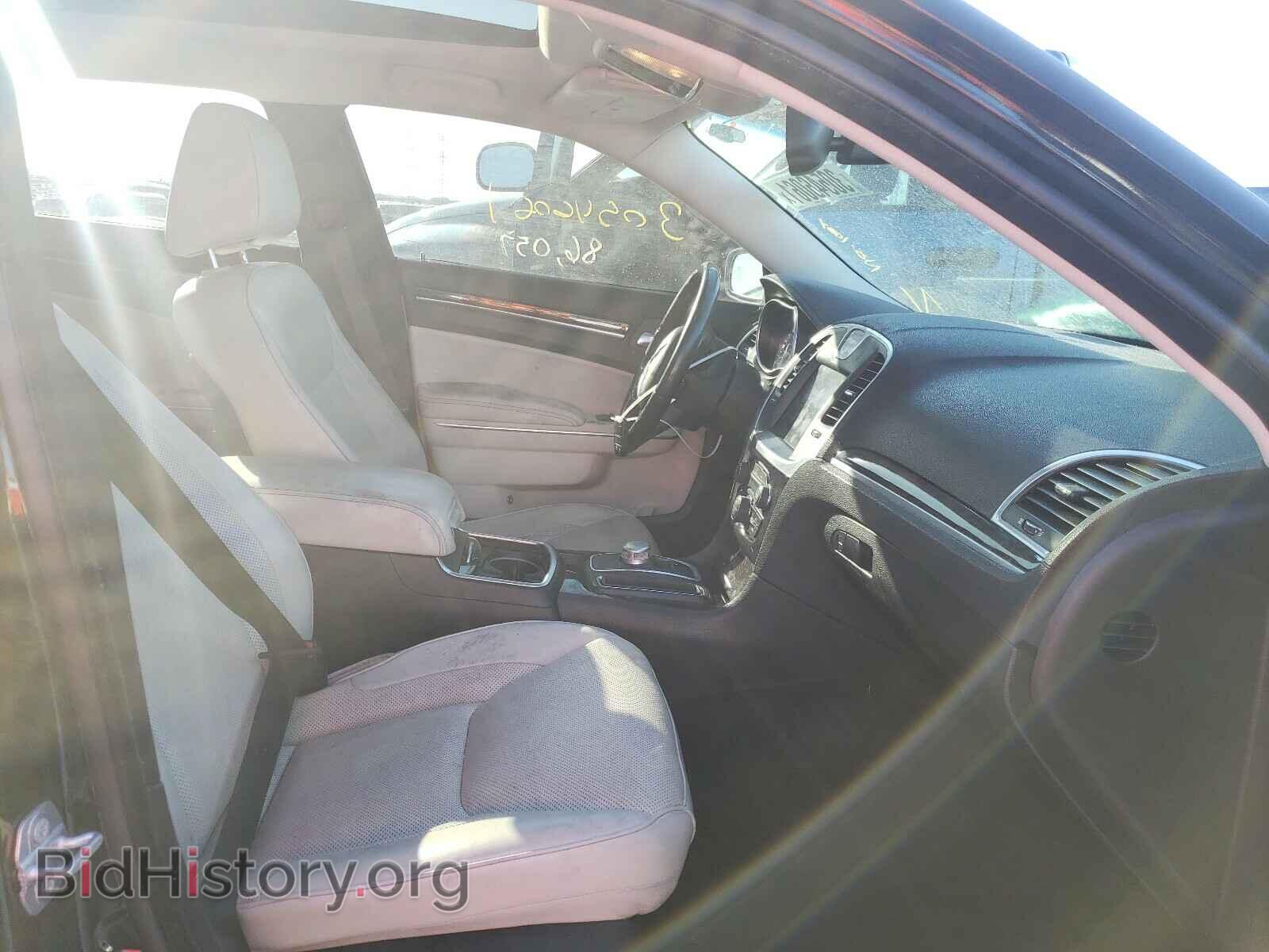 2016 CHRYSLER 300 - VIN: 2C3CCAKG4GH191047 - Фото 5