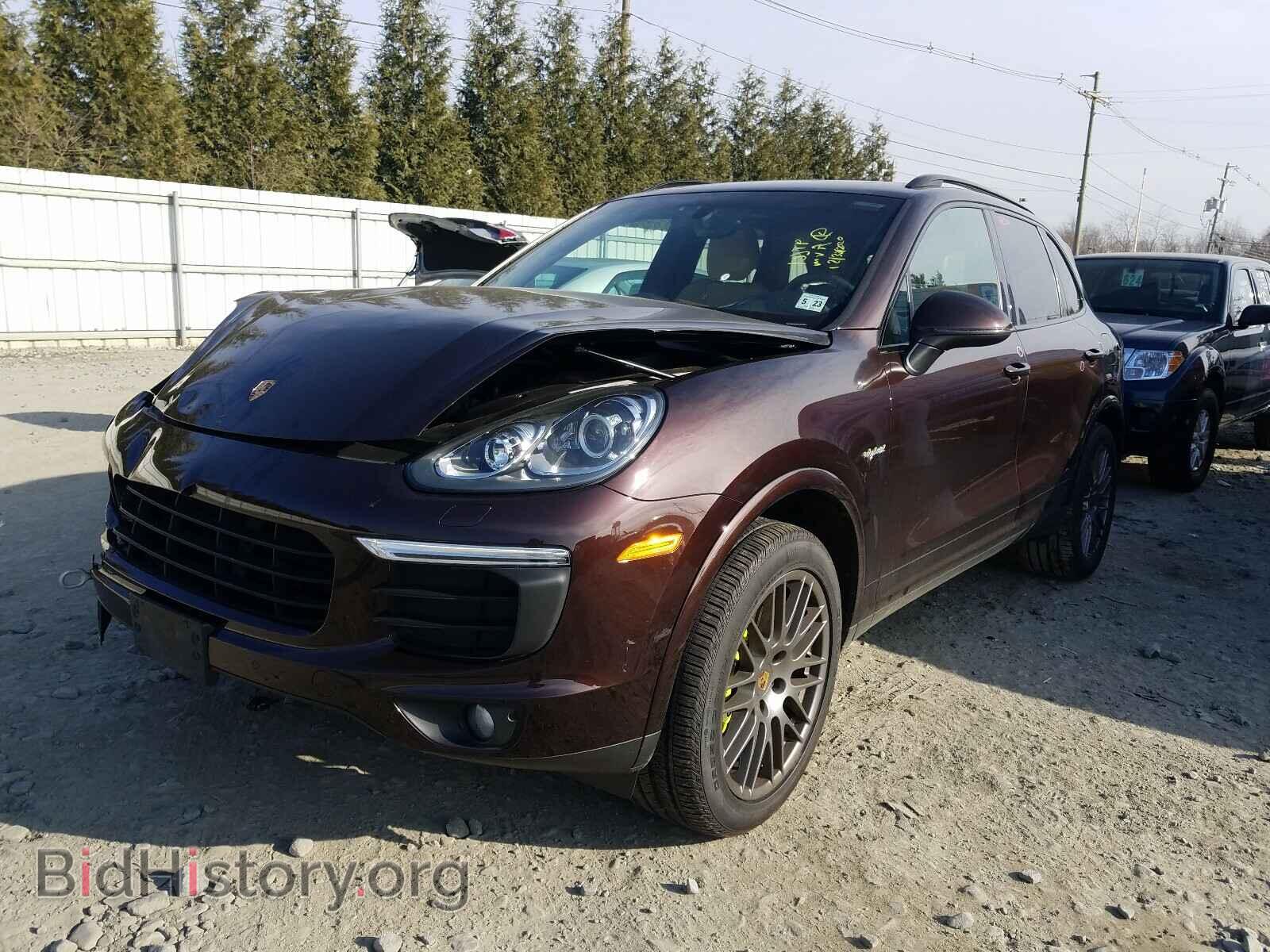 2018 PORSCHE CAYENNE - VIN: WP1AE2A27JLA72541 - Фото 2