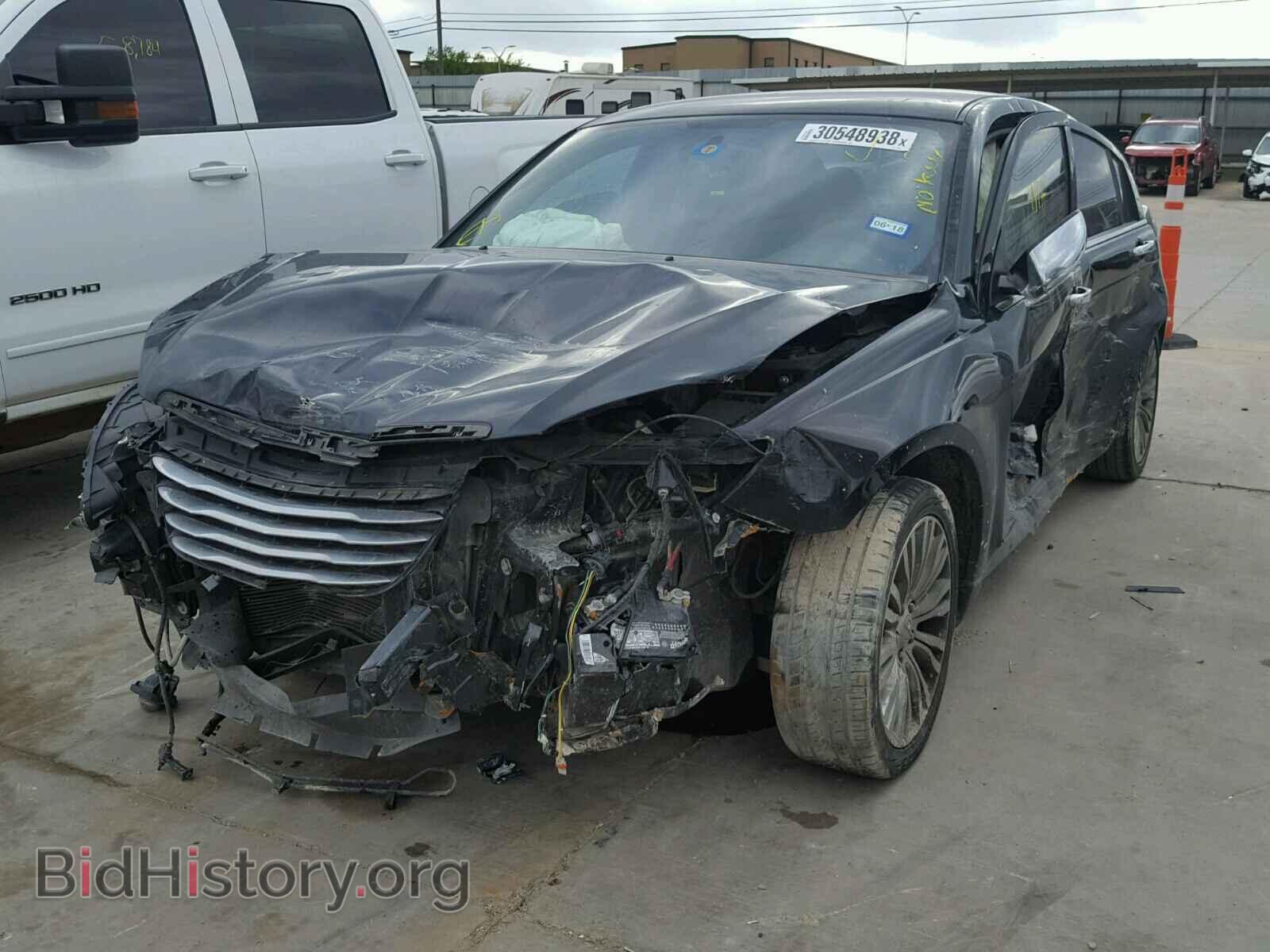 2012 CHRYSLER 200 - VIN: 1C3CCBCB5CN307060 - Фото 2
