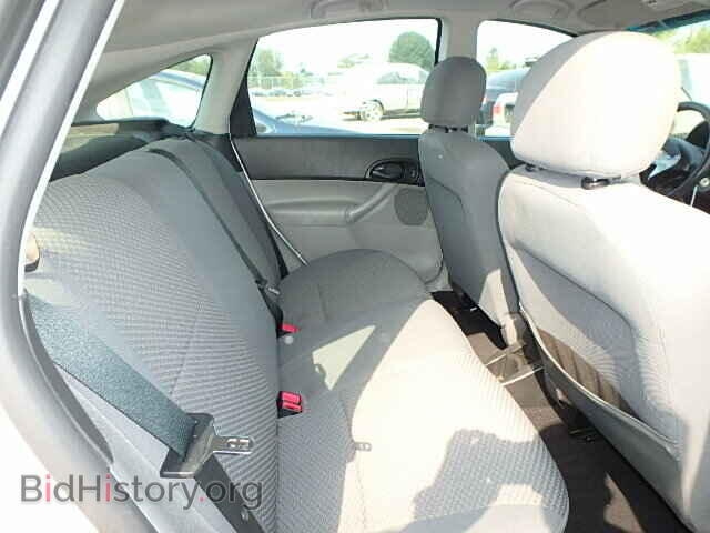 2005 FORD FOCUS - VIN: 3FAFP37N85R139184 - Фото 6