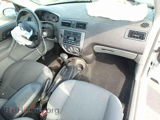 2005 FORD FOCUS - VIN: 3FAFP37N85R139184 - Фото 9