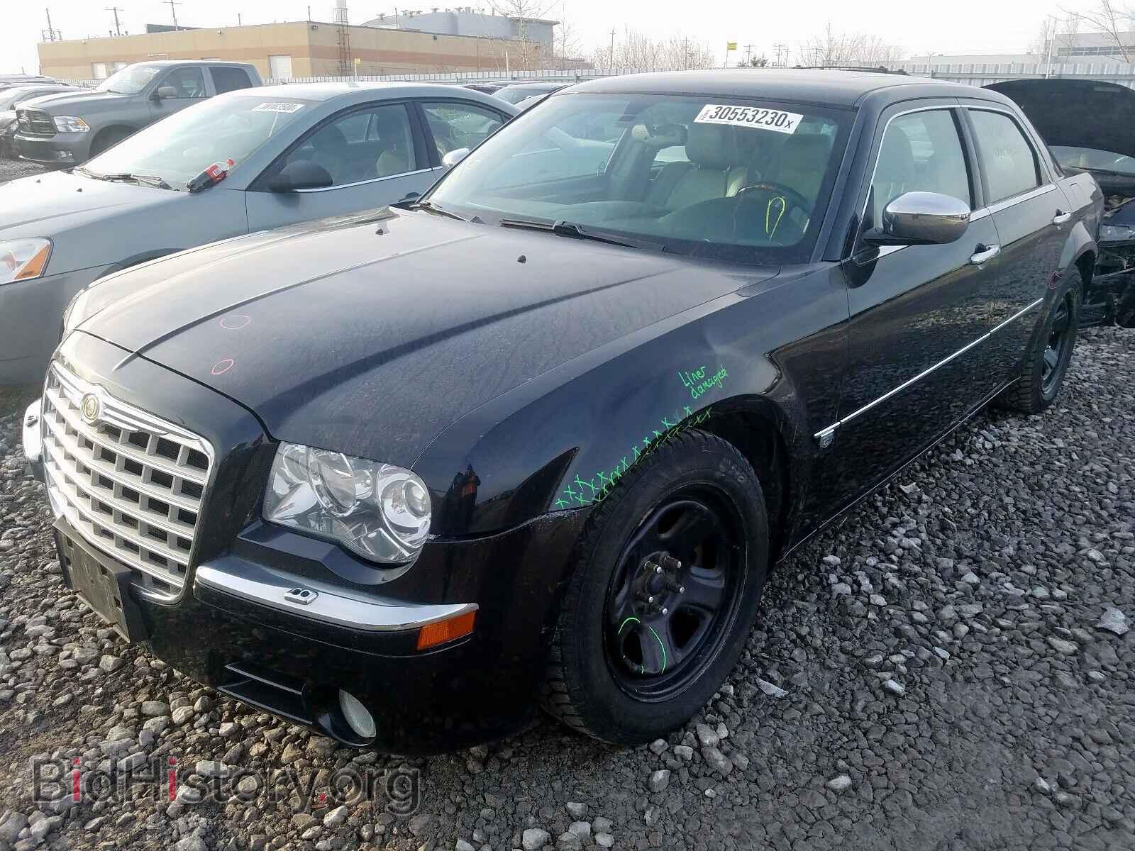 2005 CHRYSLER 300 - VIN: 2C3JA63H85H626604 - Фото 2