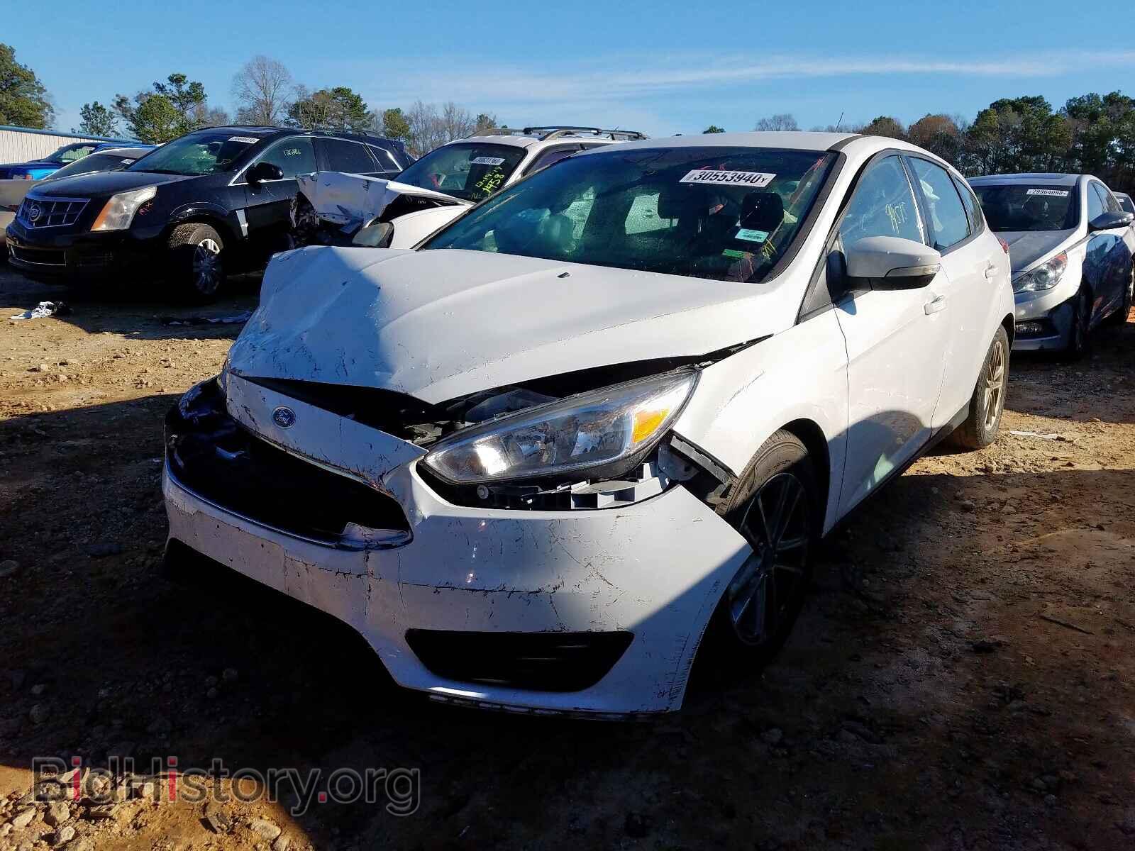 2017 FORD FOCUS - VIN: 1FADP3K29HL231475 - Фото 2