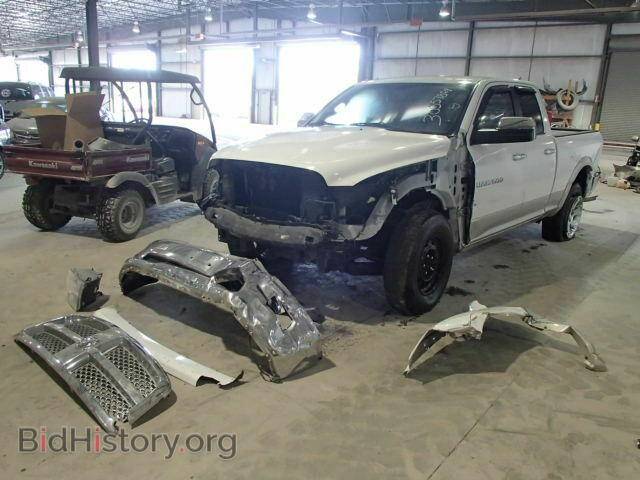 2011 DODGE RAM 1500 - VIN: 1D7RB1GT9BS703682 - Фото 2