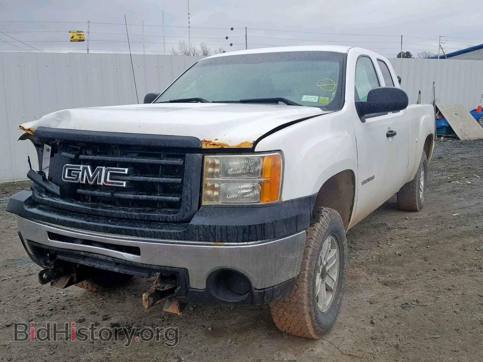 2010 GMC SIERRA K15 - VIN: 1GTSKTE30AZ169228 - Фото 2