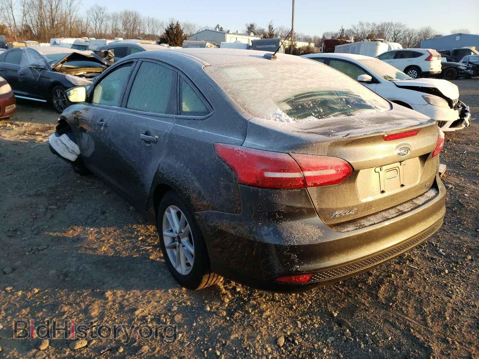 2017 FORD FOCUS - VIN: 1FADP3F25HL316632 - Фото 3