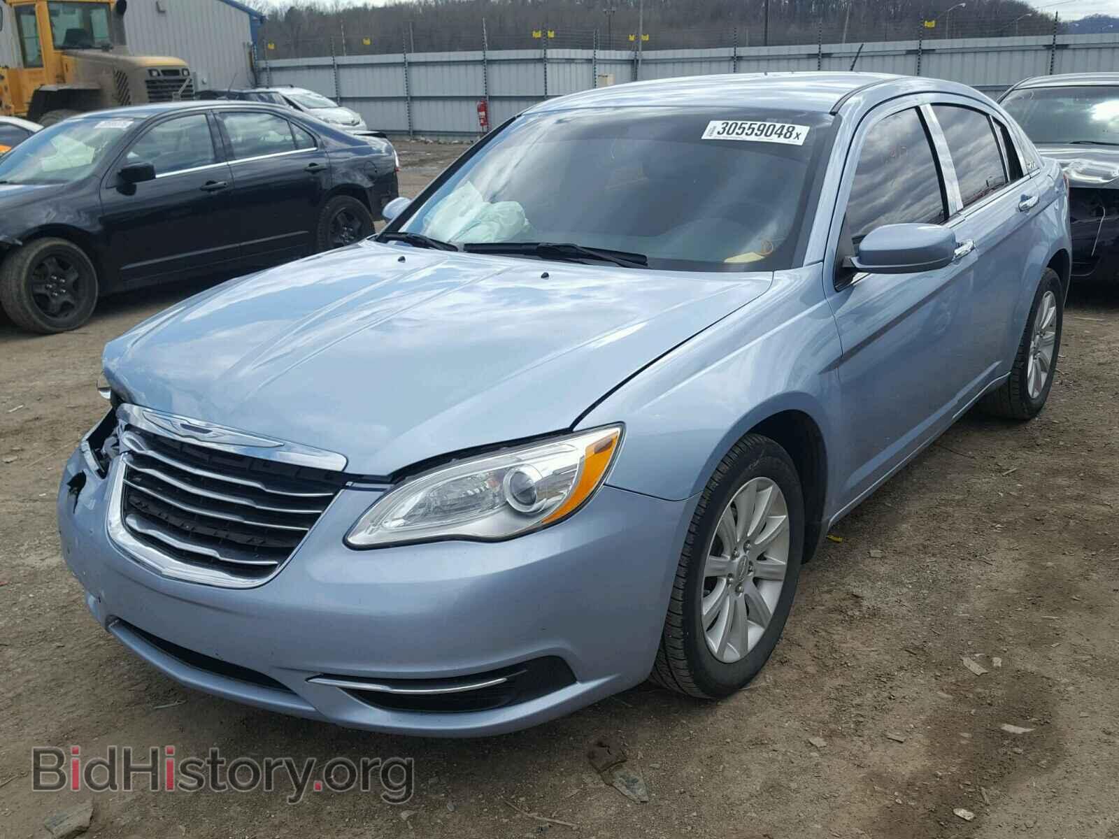 2014 CHRYSLER 200 - VIN: 1C3CCBBBXEN132020 - Фото 2