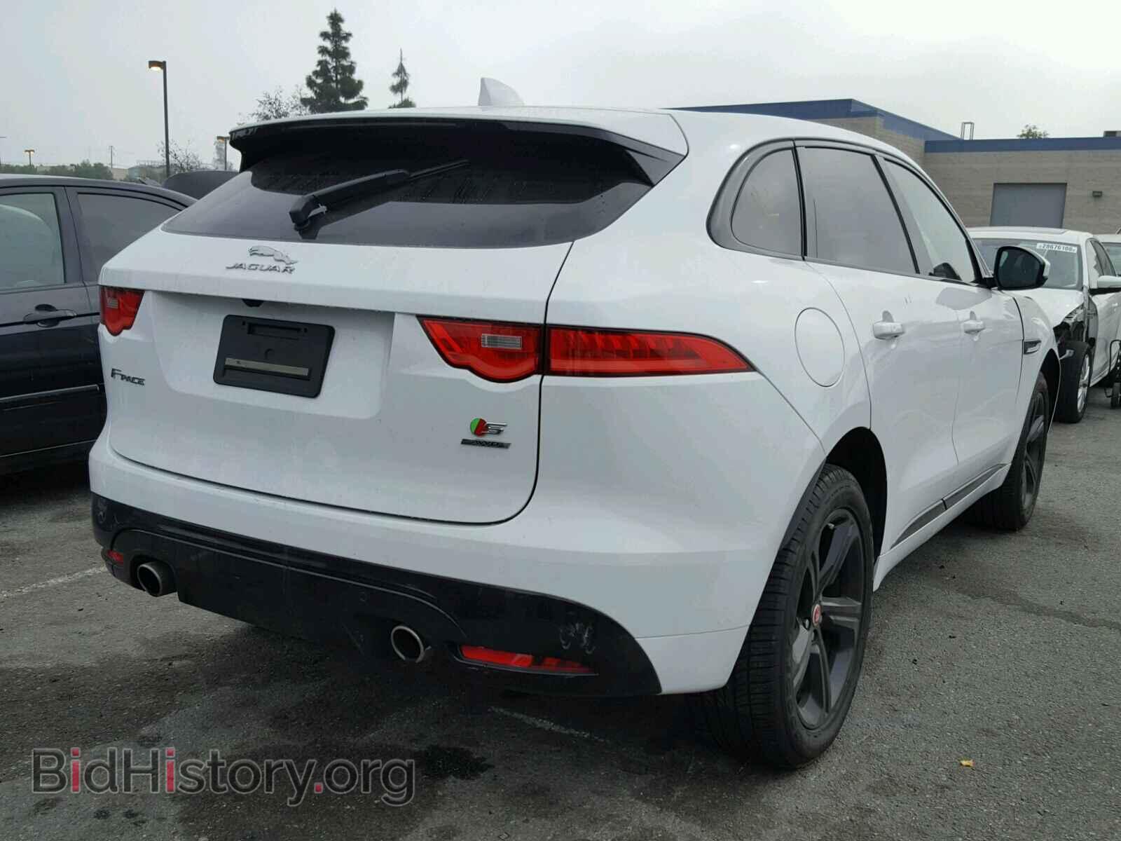 2017 JAGUAR F-PACE - VIN: SADCM2BV8HA064268 - Фото 4