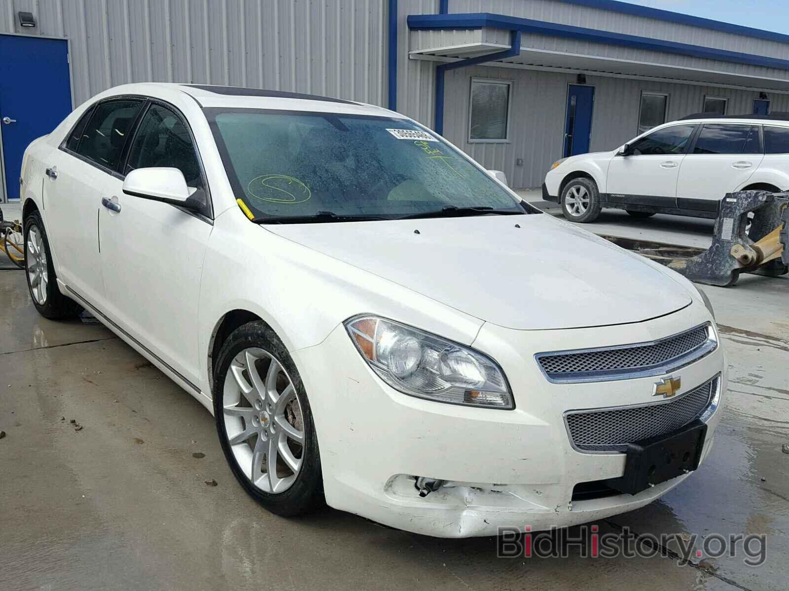 Photo 1G1ZE5E74BF134613 - CHEVROLET MALIBU 2011