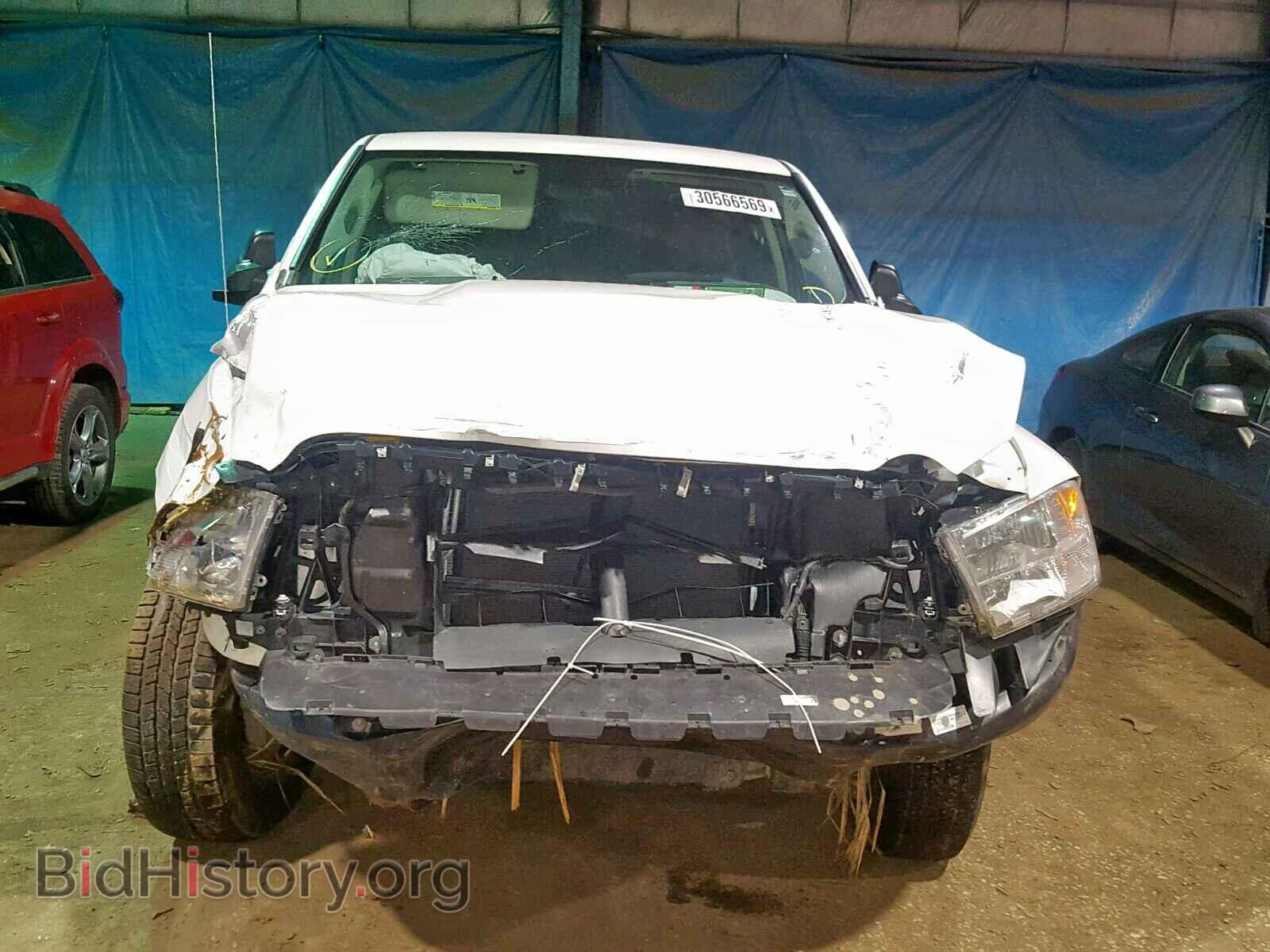 2017 RAM 1500 ST - VIN: 1C6RR7ST0HS720712 - Фото 9