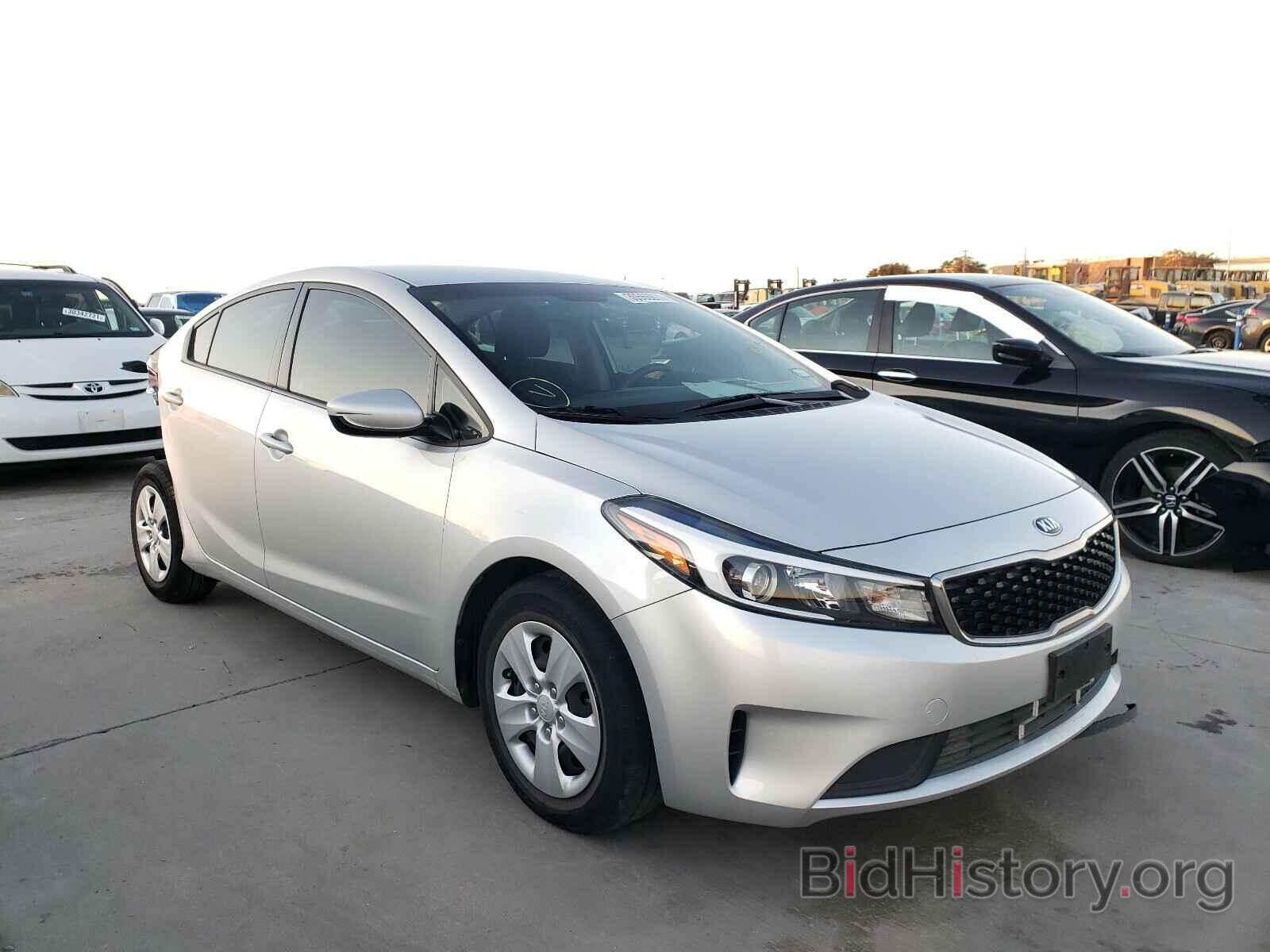 Photo 3KPFK4A76HE109833 - KIA FORTE 2017