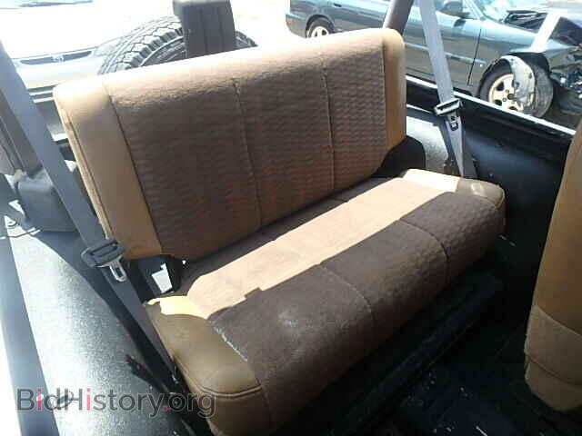 2000 JEEP WRANGLER - VIN: 1J4FA29P2YP723803 - Фото 6