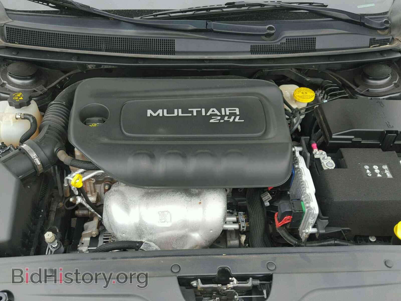 2016 CHRYSLER 200 - VIN: 1C3CCCAB3GN155357 - Фото 7