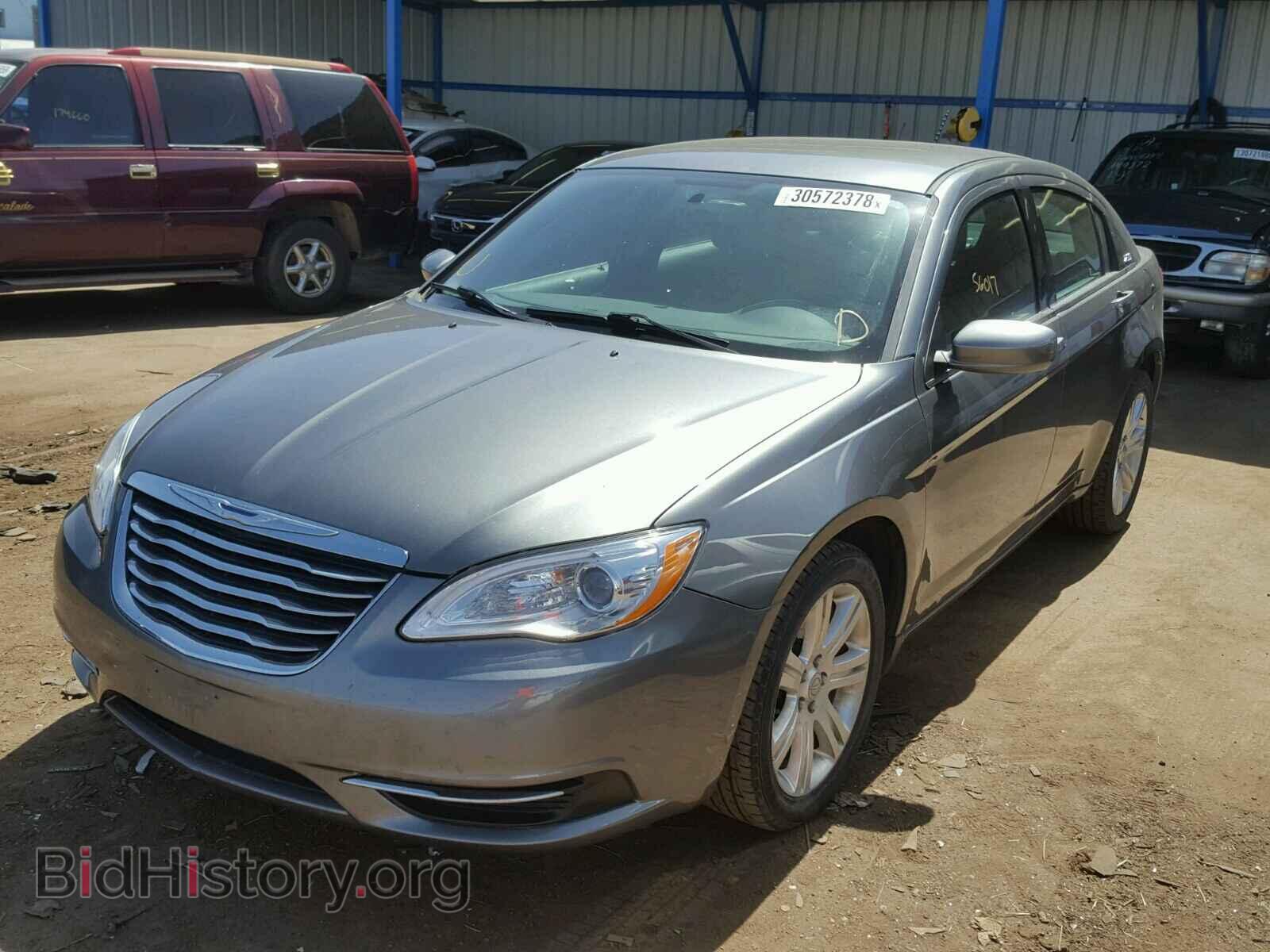 2012 CHRYSLER 200 - VIN: 1C3CCBBG2CN184007 - Фото 2