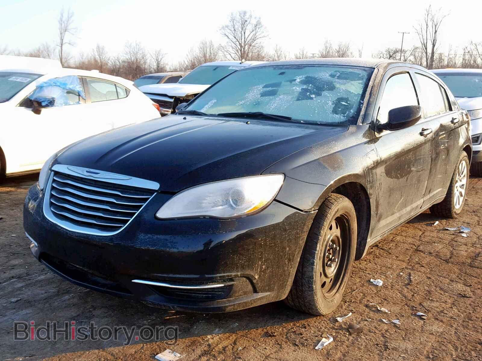 2012 CHRYSLER 200 - VIN: 1C3CCBAB0CN282457 - Фото 2