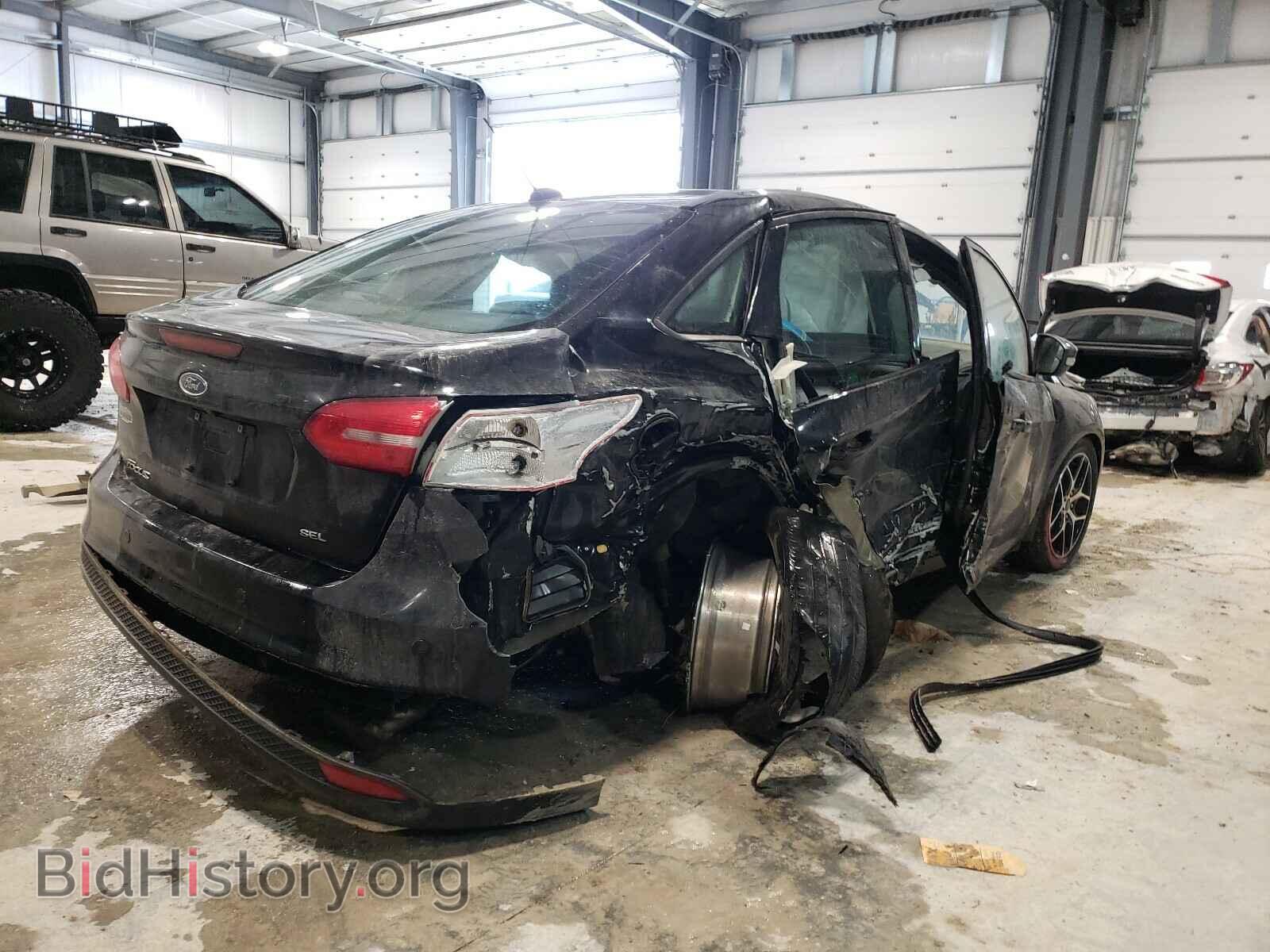 2017 FORD FOCUS - VIN: 1FADP3H23HL247159 - Фото 4