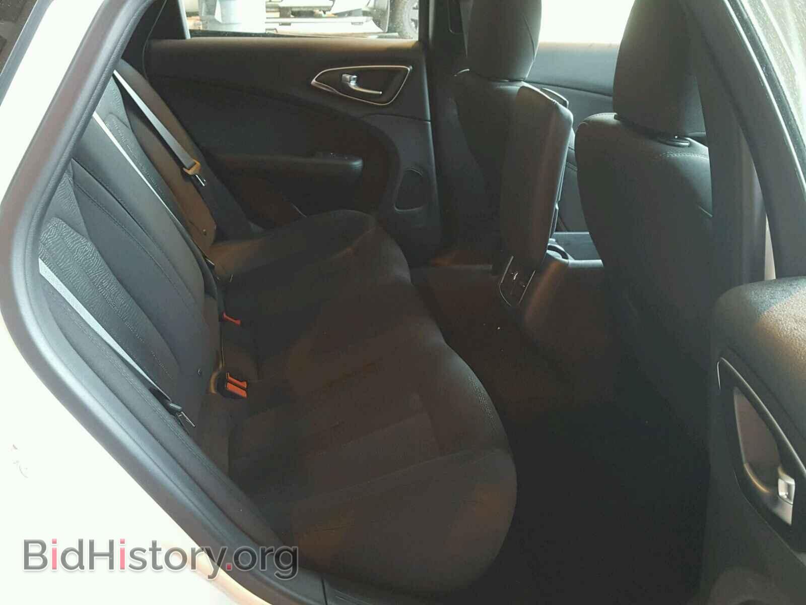 2015 CHRYSLER 200 - VIN: 1C3CCCAB5FN655034 - Фото 6