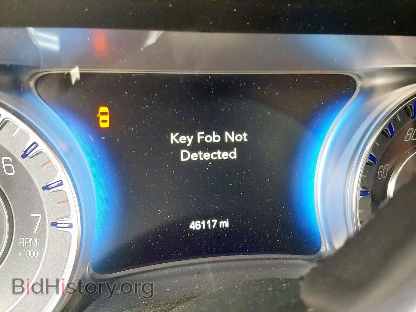 2015 CHRYSLER 300 - VIN: 2C3CCAAG3FH769249 - Фото 8