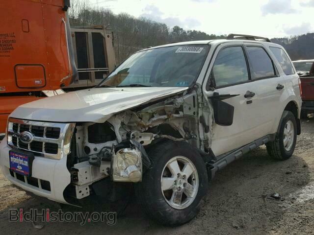 2009 FORD ESCAPE - VIN: 1FMCU93709KD04943 - Фото 2