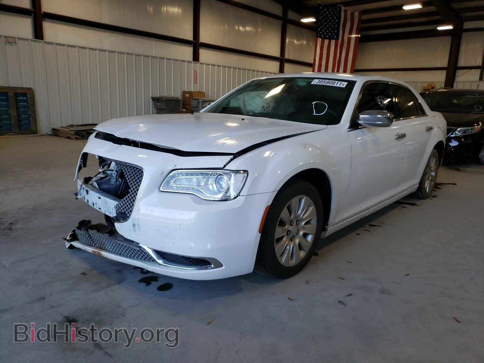2016 CHRYSLER 300 - VIN: 2C3CCAAG0GH189426 - Фото 2