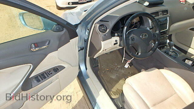 2009 LEXUS IS250 - VIN: JTHBK262X95095544 - Фото 9