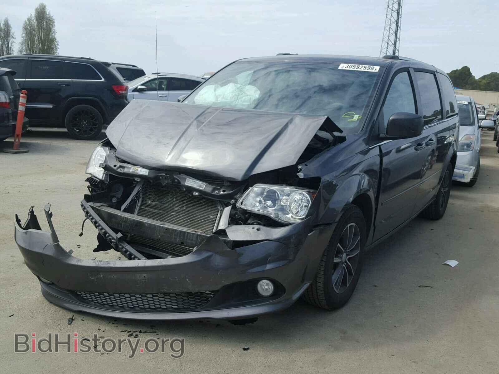 2017 DODGE CARAVAN - VIN: 2C4RDGCG4HR554057 - Фото 2