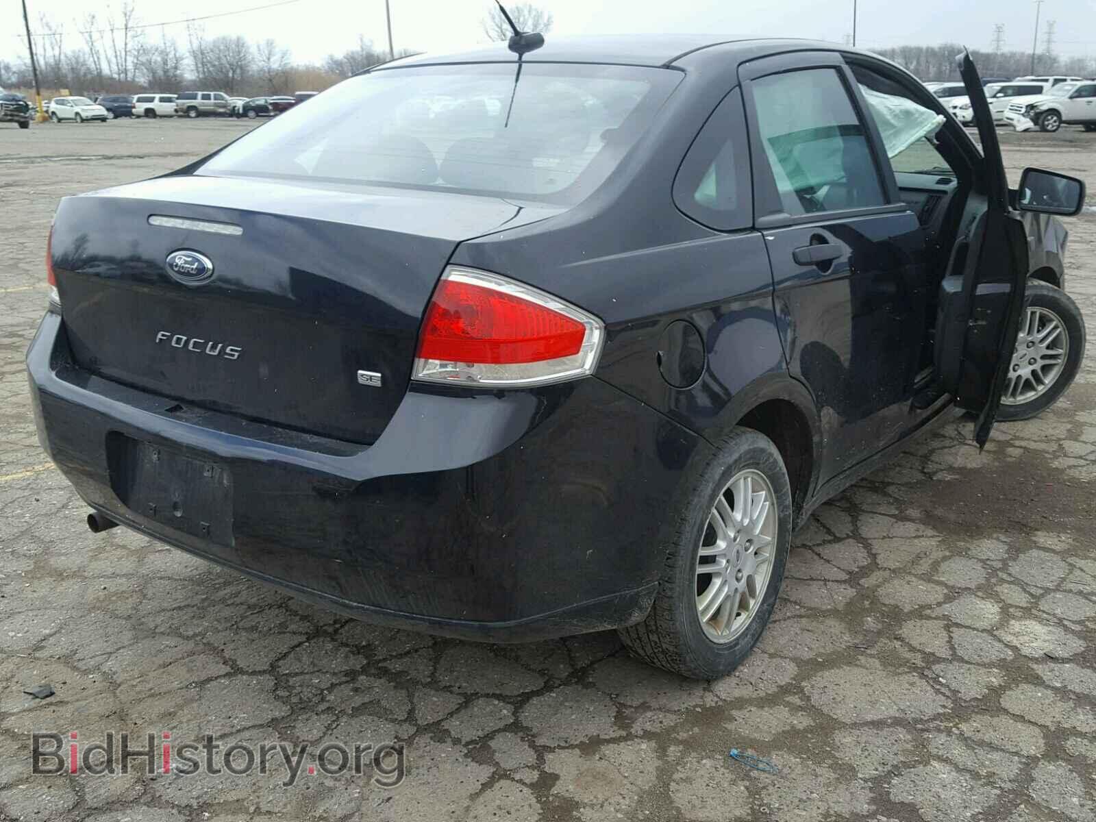 2011 FORD FOCUS - VIN: 1FAHP3FN3BW106323 - Фото 4