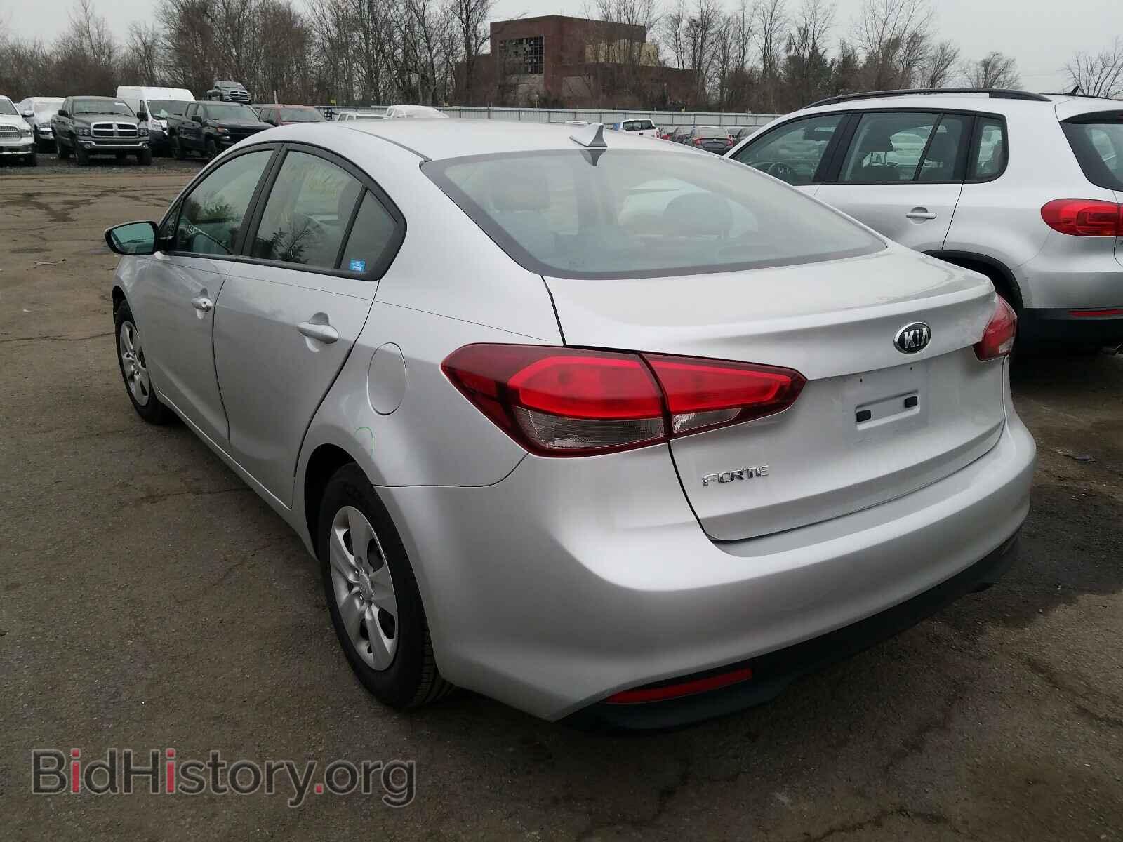 2017 KIA FORTE - VIN: 3KPFK4A78HE150402 - Photo 3