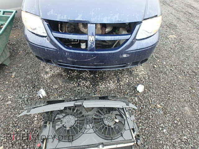 2005 DODGE CARAVAN - VIN: 2D4GP44L35R435357 - Фото 9