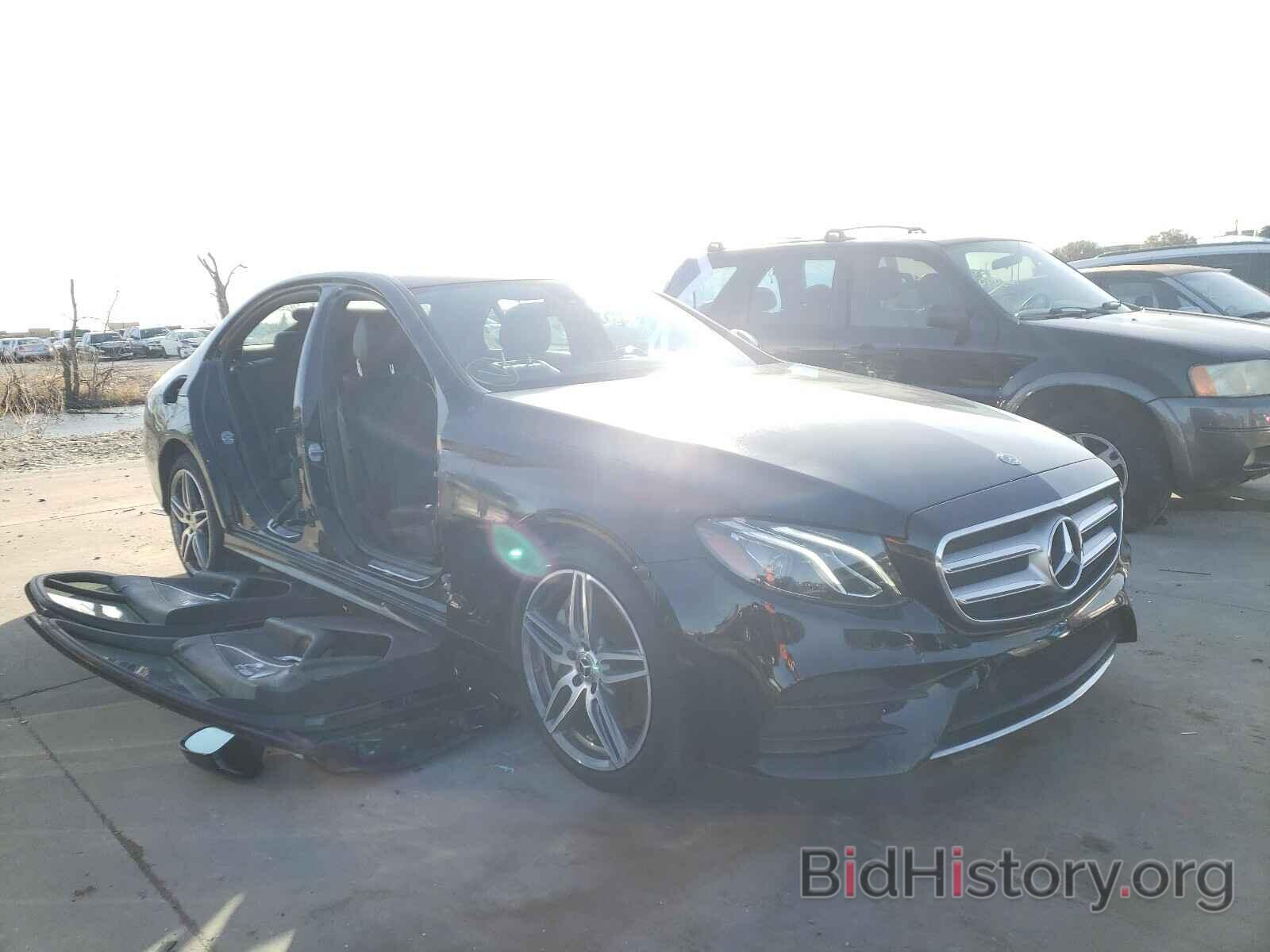 Photo WDDZF4JB2HA282201 - MERCEDES-BENZ E CLASS 2017