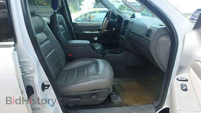 2005 FORD EXPLORER - VIN: 1FMZU73E85UA83782 - Photo 5