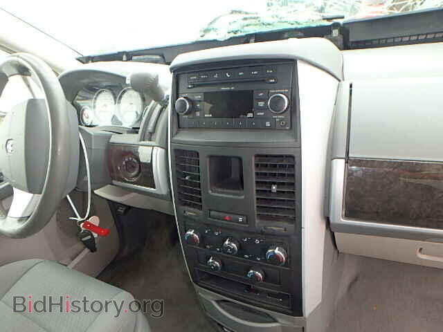2010 DODGE CARAVAN - VIN: 2D4RN5D11AR118528 - Фото 9