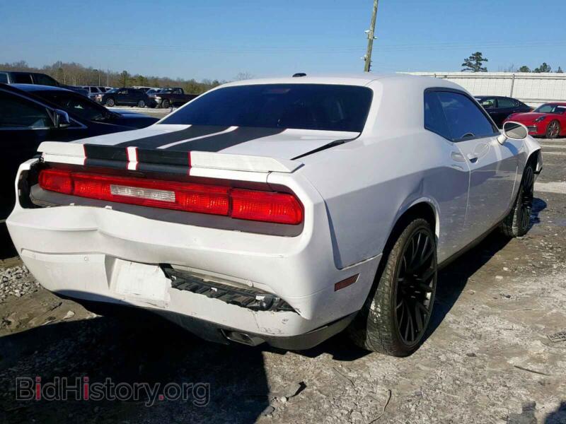 2013 Dodge CHALLENGER (VIN 2C3CDYAG6DH741805) — photo 4 of 10