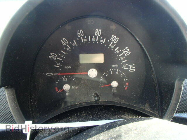 2000 VOLKSWAGEN BEETLE - VIN: 3VWCC21C8YM470436 - Фото 7