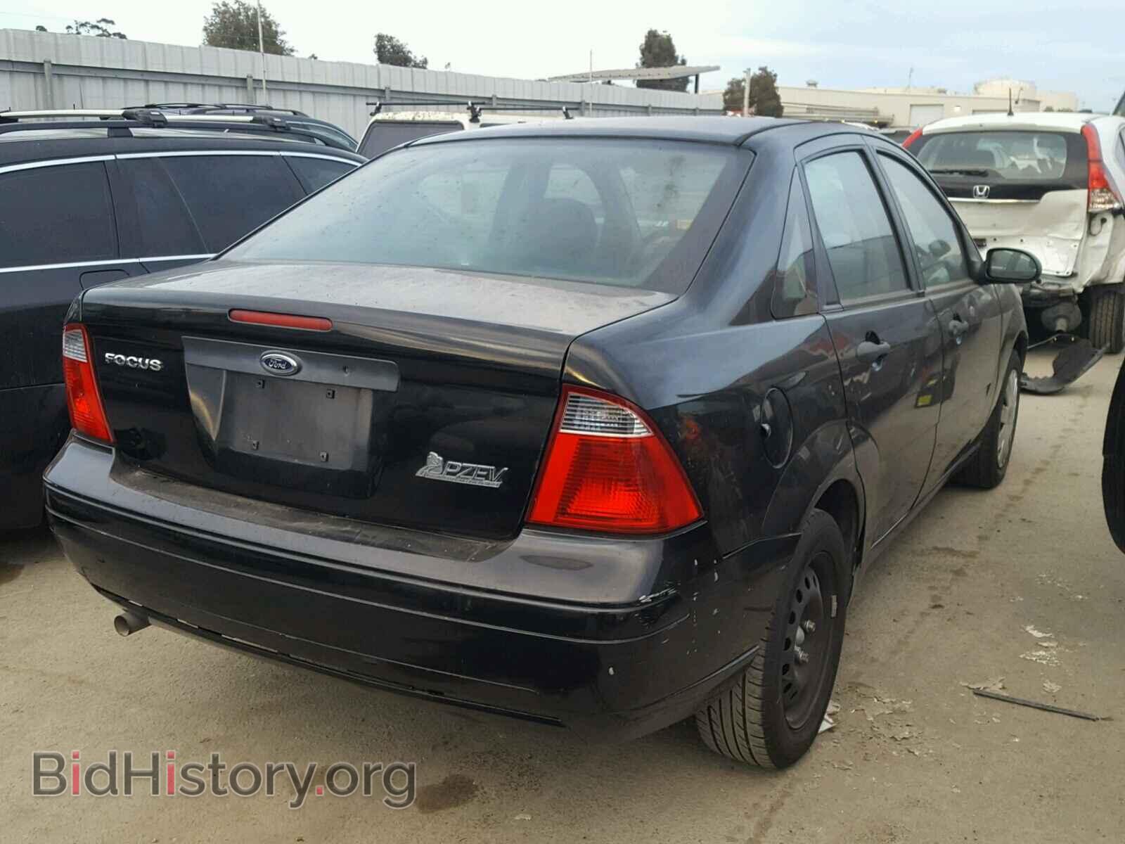 2007 FORD FOCUS - VIN: 1FAFP34N87W223879 - Фото 4