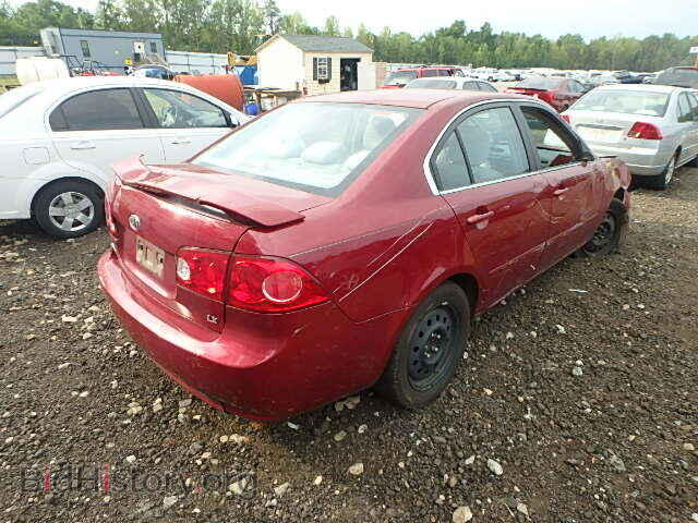 2007 KIA OPTIMA - VIN: KNAGE123X75152620 - Фото 4