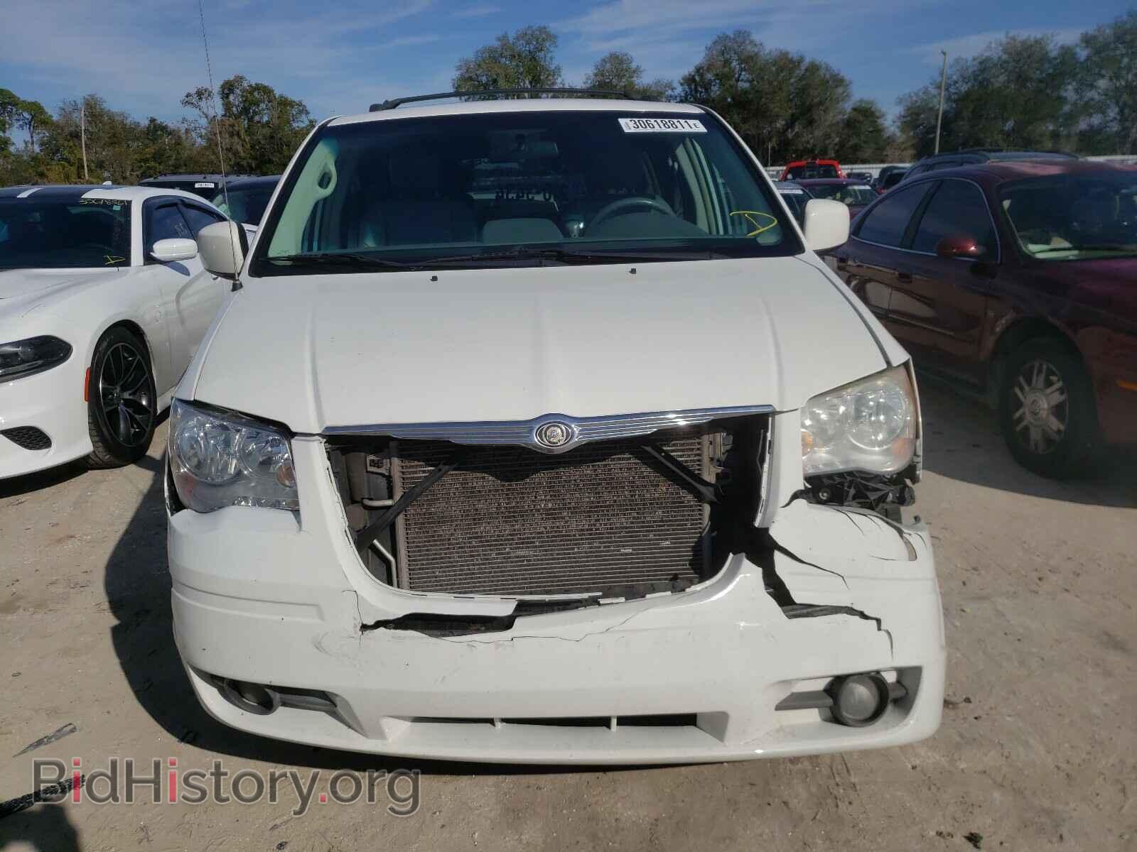 2008 CHRYSLER MINIVAN - VIN: 2A8HR54PX8R702317 - Фото 9