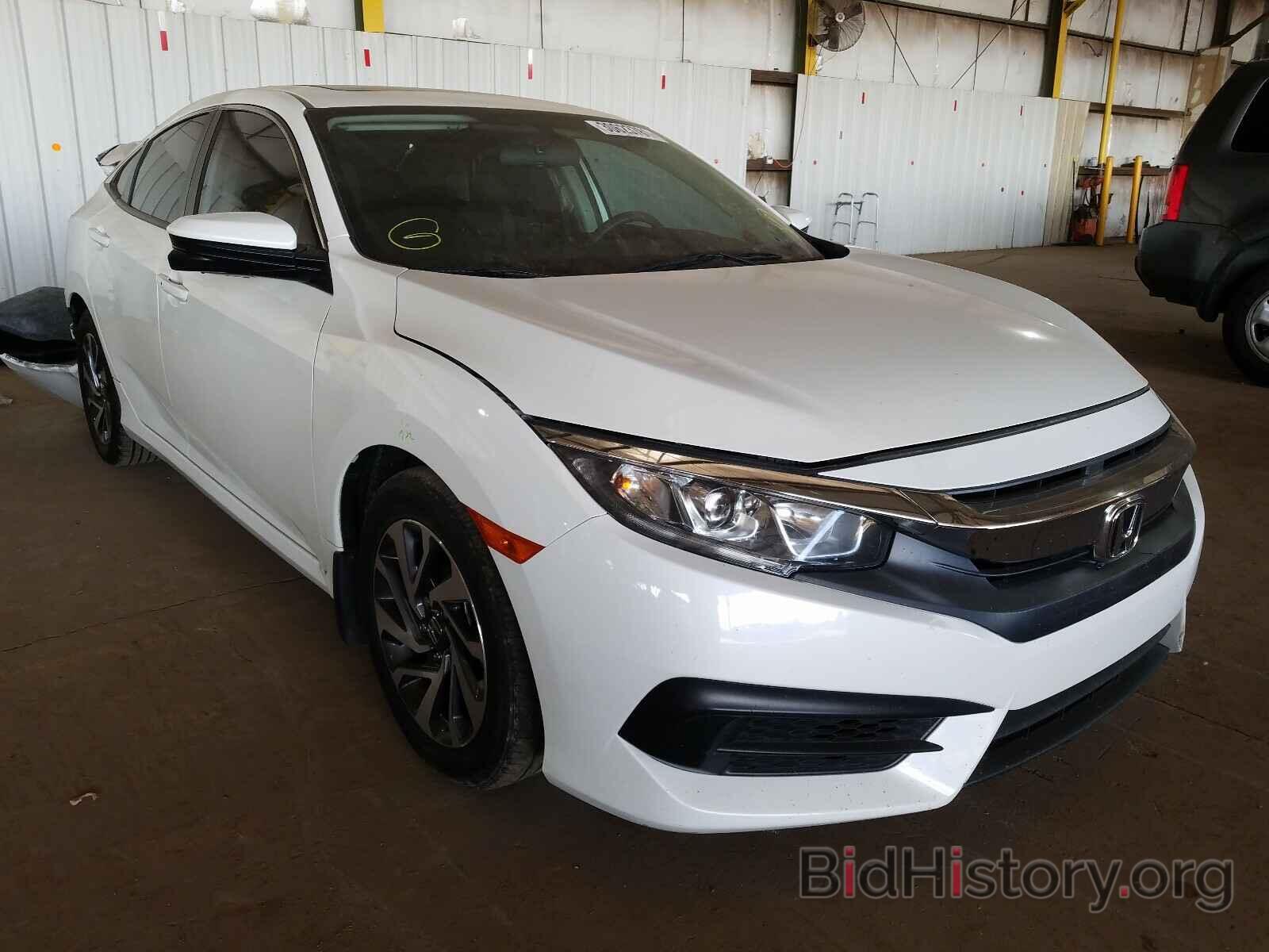 Photo 19XFC2F79JE012450 - HONDA CIVIC 2018