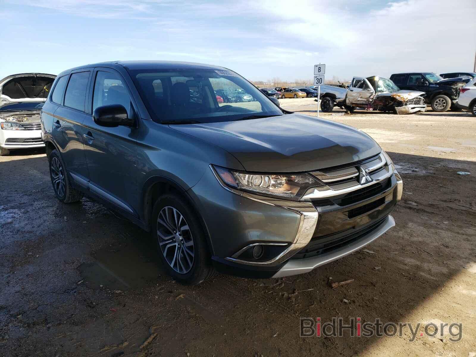 Фотография JA4AD2A3XHZ047793 - MITSUBISHI OUTLANDER 2017