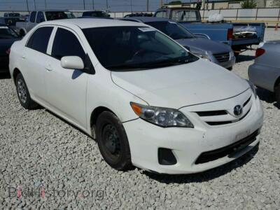 2013 Toyota COROLLA BA, белый — VIN 5YFBU4EE8DP214013, Copart