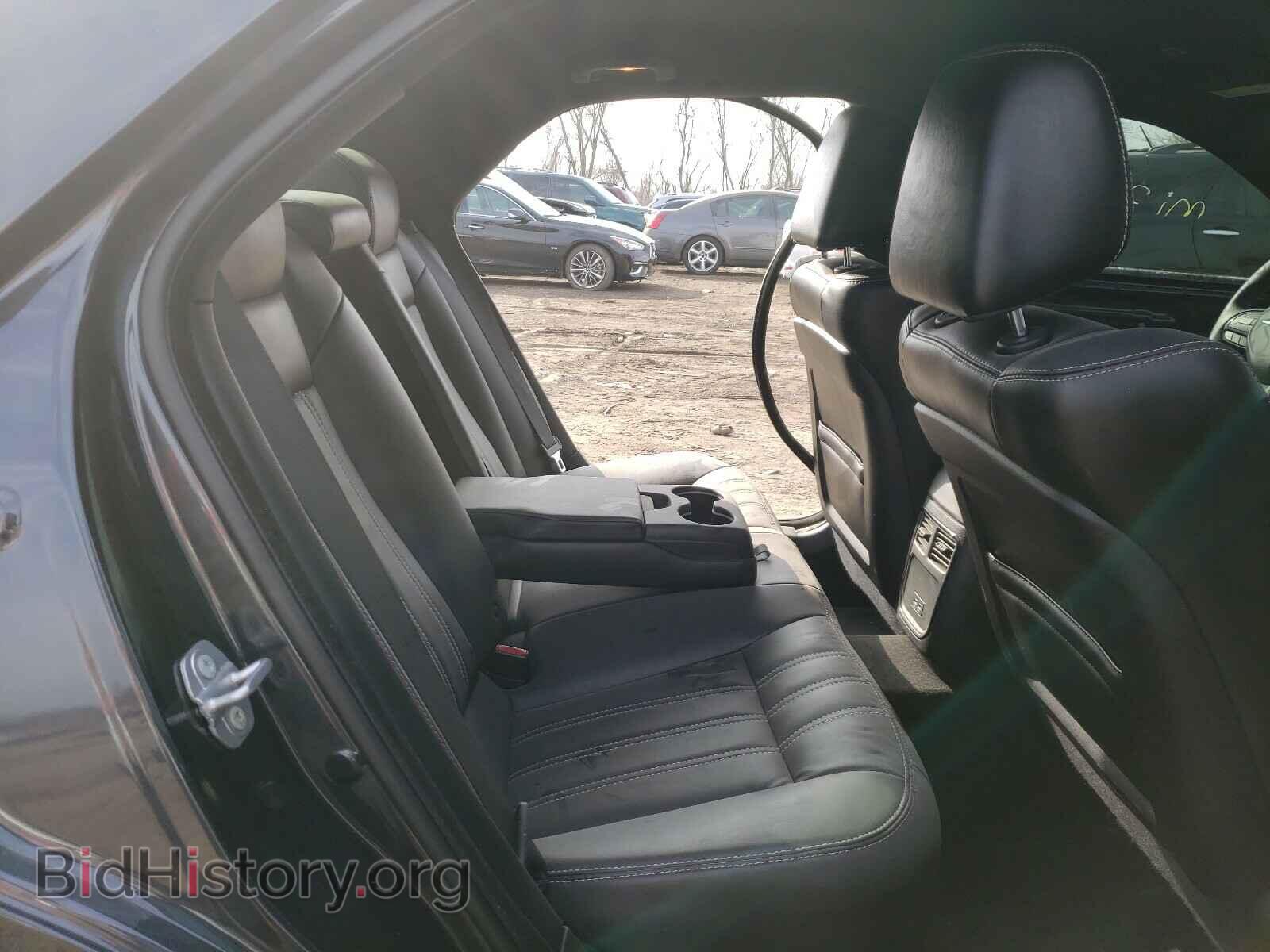 2019 CHRYSLER 300 - VIN: 2C3CCABG2KH559668 - Фото 6