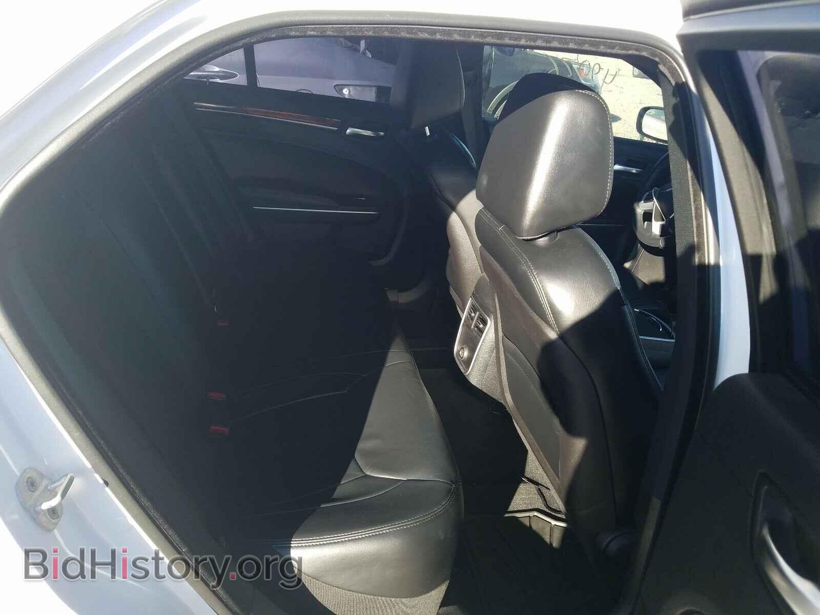 2014 CHRYSLER 300 - VIN: 2C3CCAAG4EH148150 - Фото 6