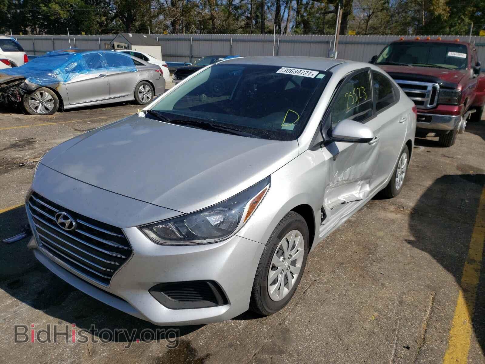 2019 HYUNDAI ACCENT - VIN: 3KPC24A33KE056466 - Фото 2
